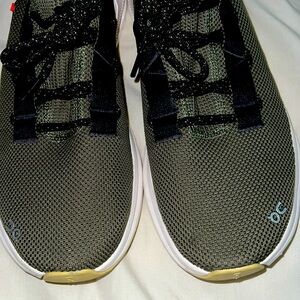 On cloud gently used